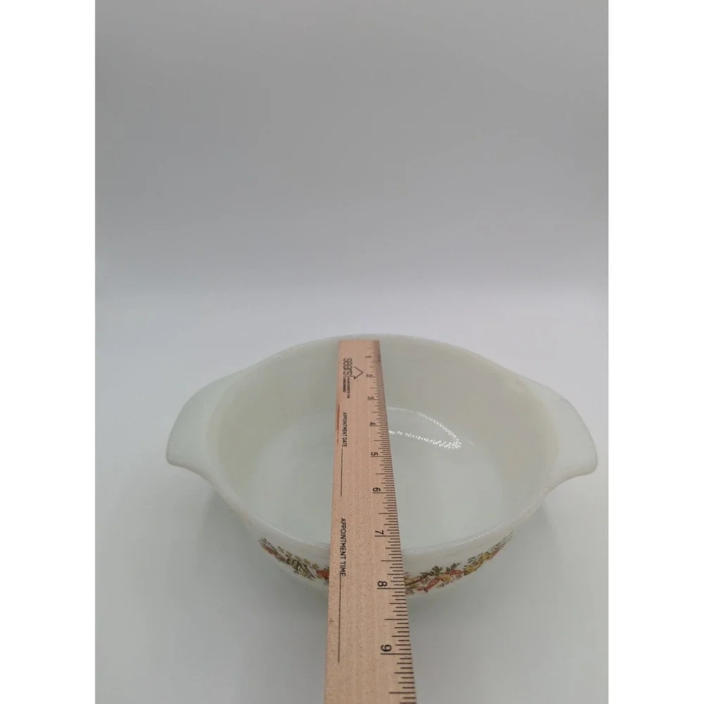 Anchor Hocking Fire King Country Garden Milk Glass Casserole Dish 1.5 Qt 433 USA